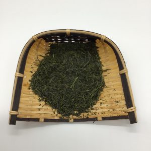 手摘み　深むし新茶